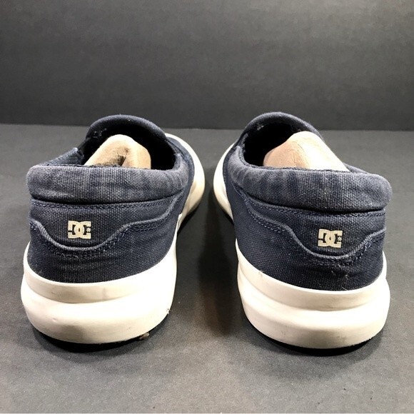 DC Infinite Slip On Sneakers Unisex Shoe Size- 7.5 Men’s  &  9 Women’s - Picture 4 of 9